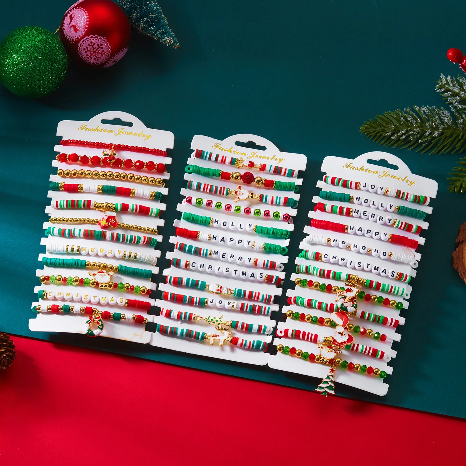 12-teiliges Weihnachts-Armband-Set, bunte weiche Tonperlen, Kristallperlen, Weihnachtsmann-Anhänger, Armreif, Party-Schmuck, Weihnachtsgeschenke für