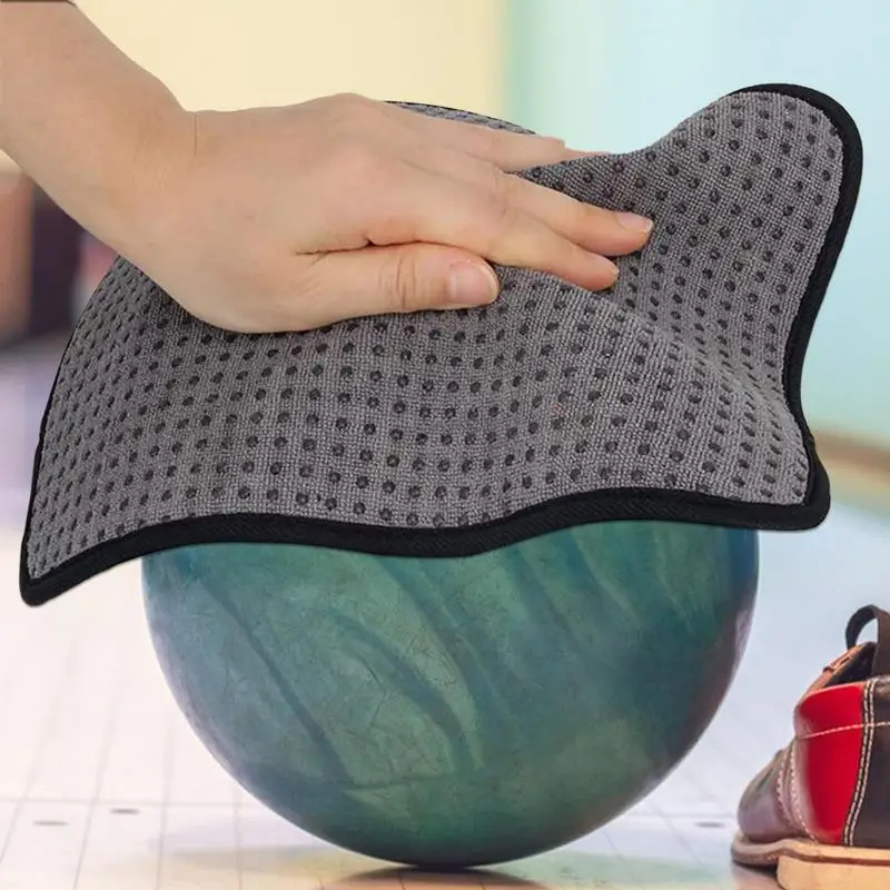 Microfiber Bowling Ball Towel Quality Bowling Ball Shammy Pad With Easy-Grip Dots Clean From Dirt And Oil wiping