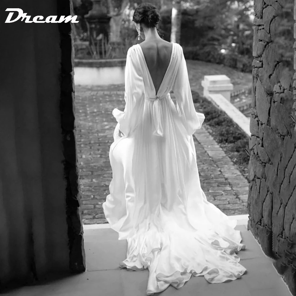 Elegant Satin Strapless Evening Gown with Lace Appliqué | High Slit & Sweep Train