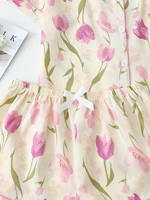 Ensemble deux pièces confortable à revers et imprimé floral tulipe, haut à manches courtes avec poches et short à nœud, pyjama pour femme, vêtements de détente, adapté à un usage domestique 6
