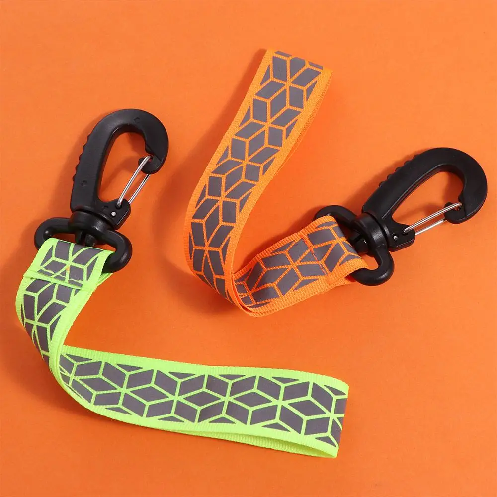 Reflective Effect Safety Reflector Pendant Lightweight Multi-functional Reflective Backpack Pendant Night-time Powerful