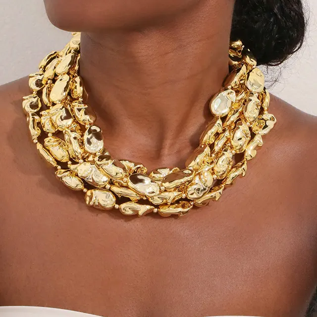 Collier multi-rangs texturé effet lave avec perles pour femme et fille, idéal pour mariage et soirée