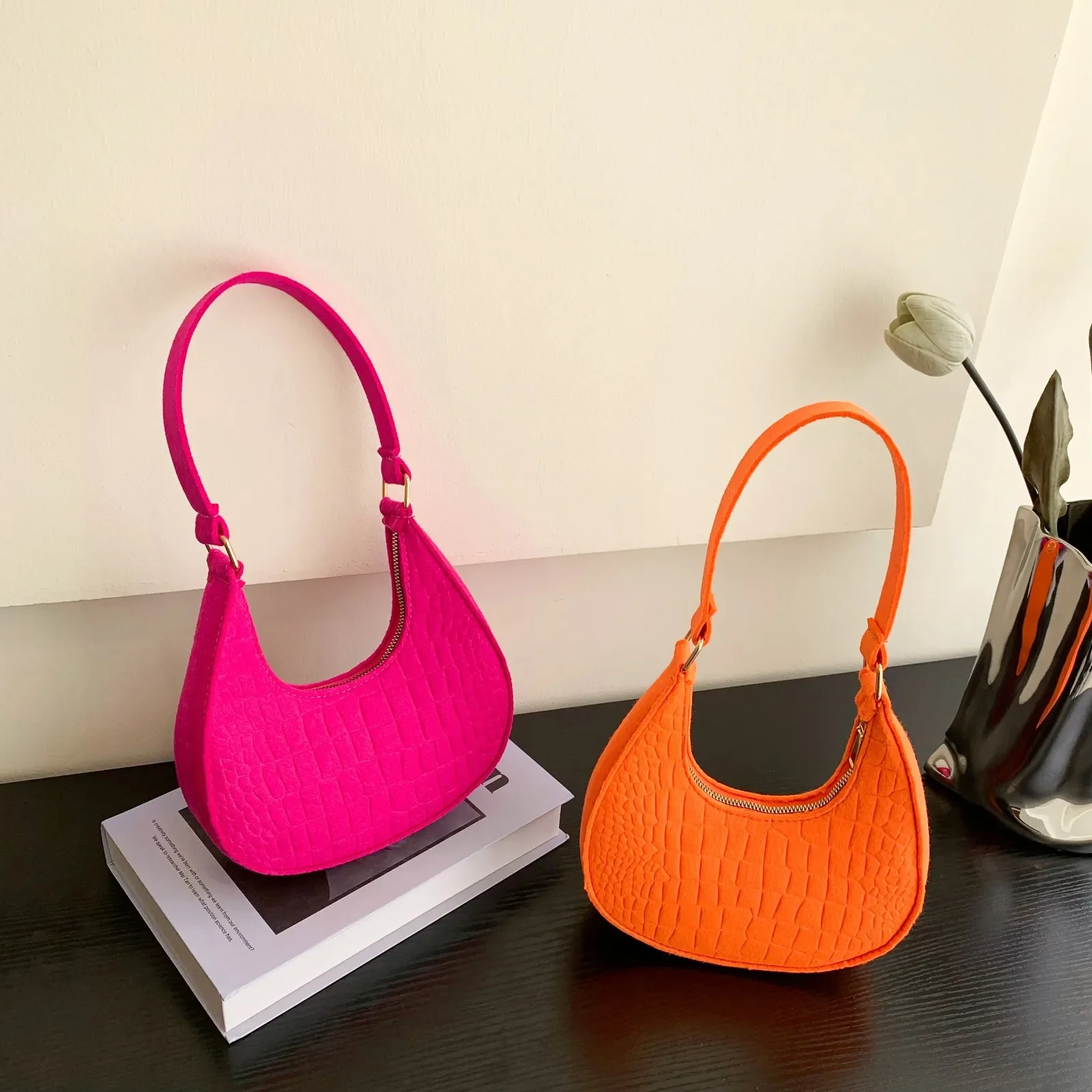 Vintage Women PU Leather Underarm Bag Casual Fashion Ladies Solid Color Hot Sale Small Shopper Tote Female Handbag Clutch