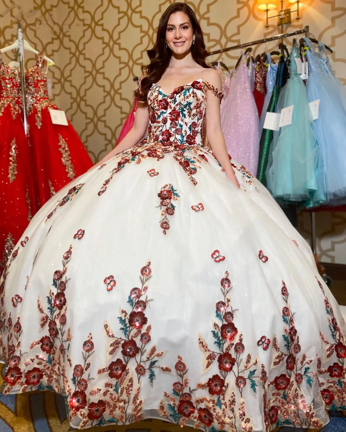 

Роскошное красное Цветочное платье Quinceanera, блестящий корсет с блестками и открытыми плечами, милые платья на 16 дней рождения, бальное платье для вечеринки и выпускного вечера