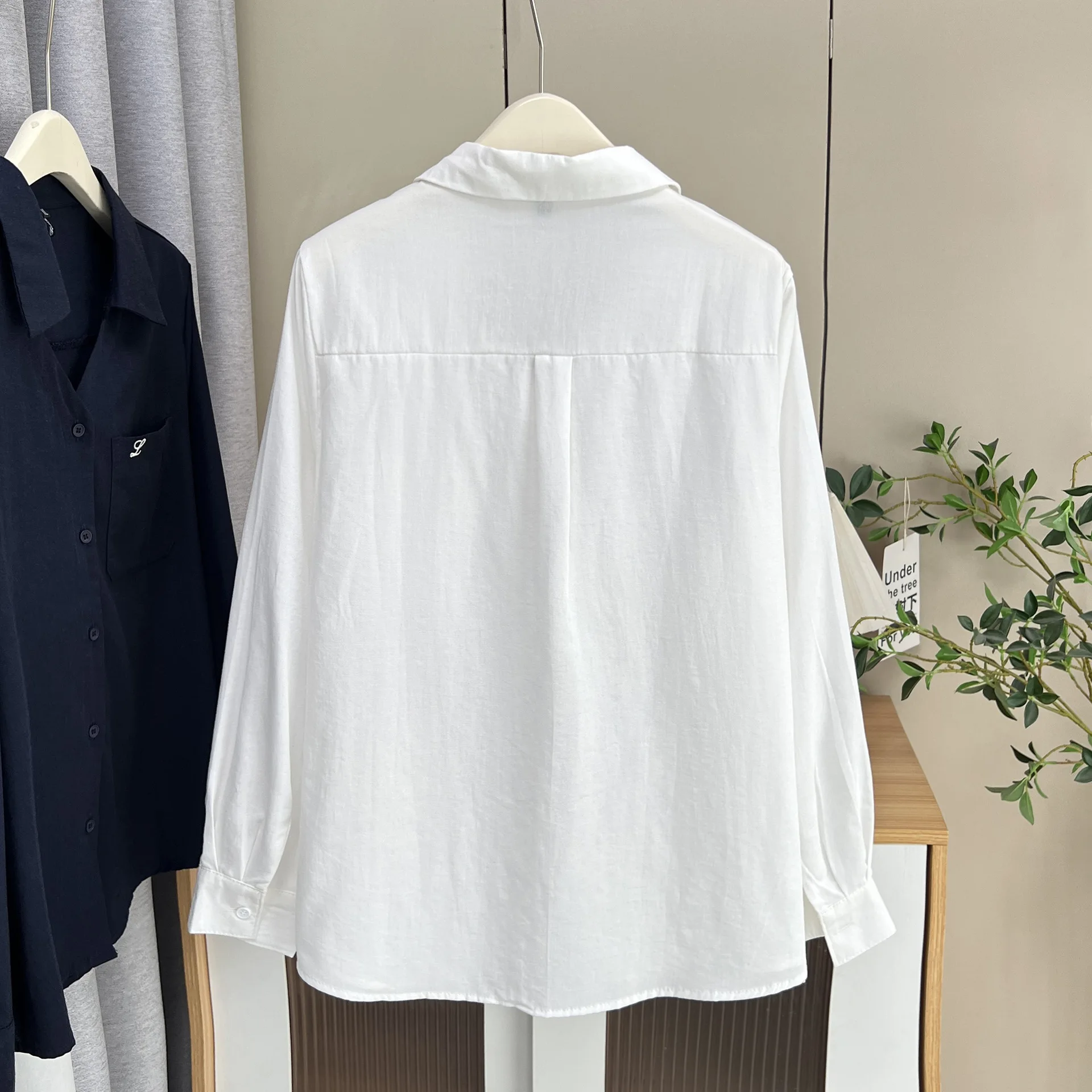 Fashion Plus Size Women's Blouses Elegant Embroidered Pocket Long Sleeve Shirt Stylish Autumn Lyocell Tops 626