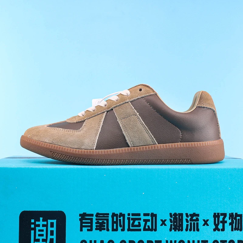 Classic shoes, leather retro sports flat casual board shoes, unisex