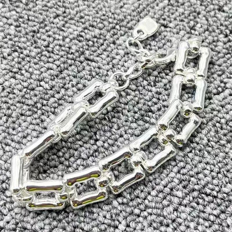 

Best-selling European and American Fashion Electroplated 925 Silver High Quality Women's Romantic Bracelet Holiday Gift