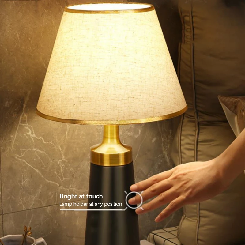 Creative Touch Dimming Table Lamp