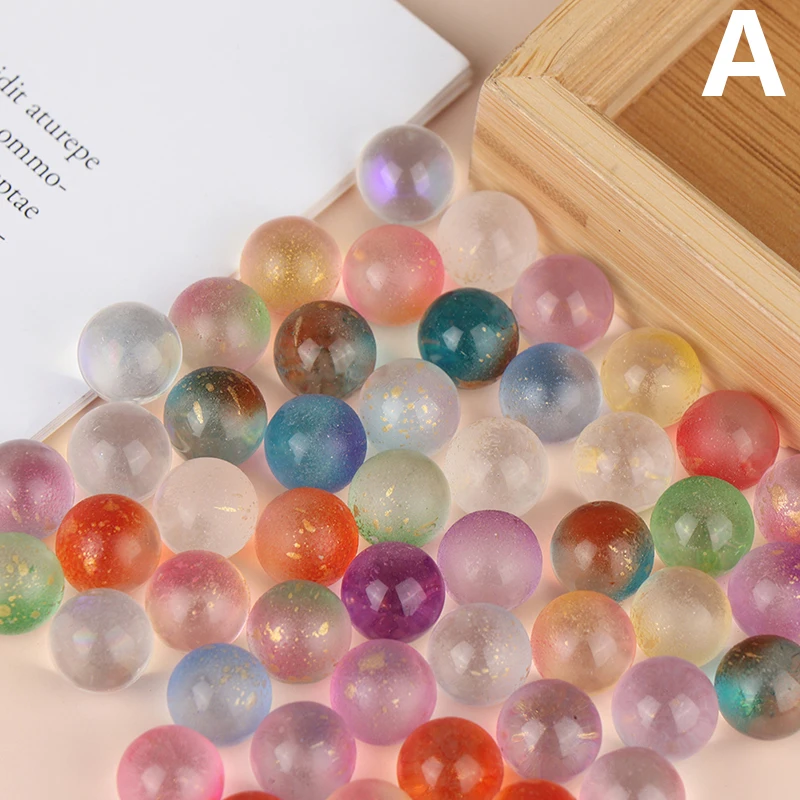 Compre 3cm bola de cristal colorido pinball decoração do tanque de peixes  crianças jogar pinball vidro colorido bola mágica decoração desktop  ornamento