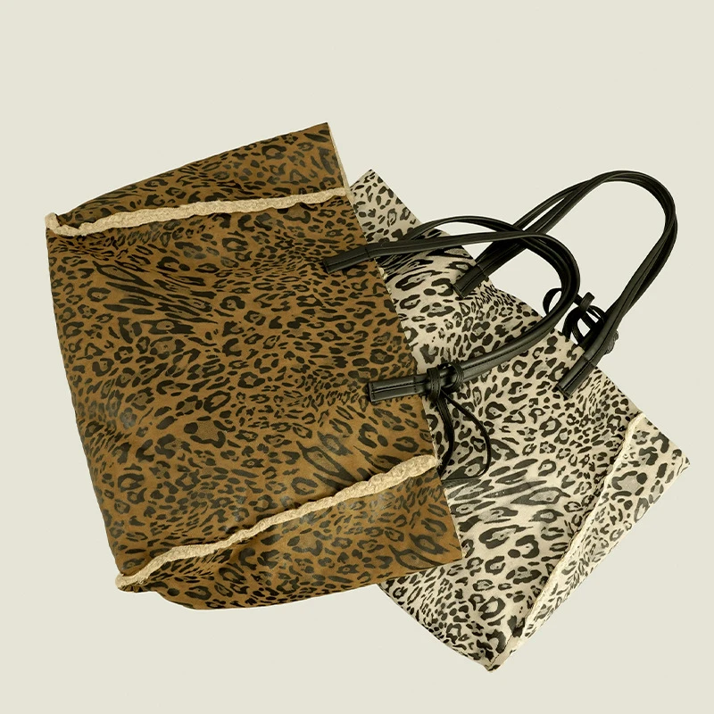 

Winter Woolen Leopard Print Bags for Women Women's Fur Lamb Wool Inner Large Capacity Handbags for Women Lazy Style Luxury Bag