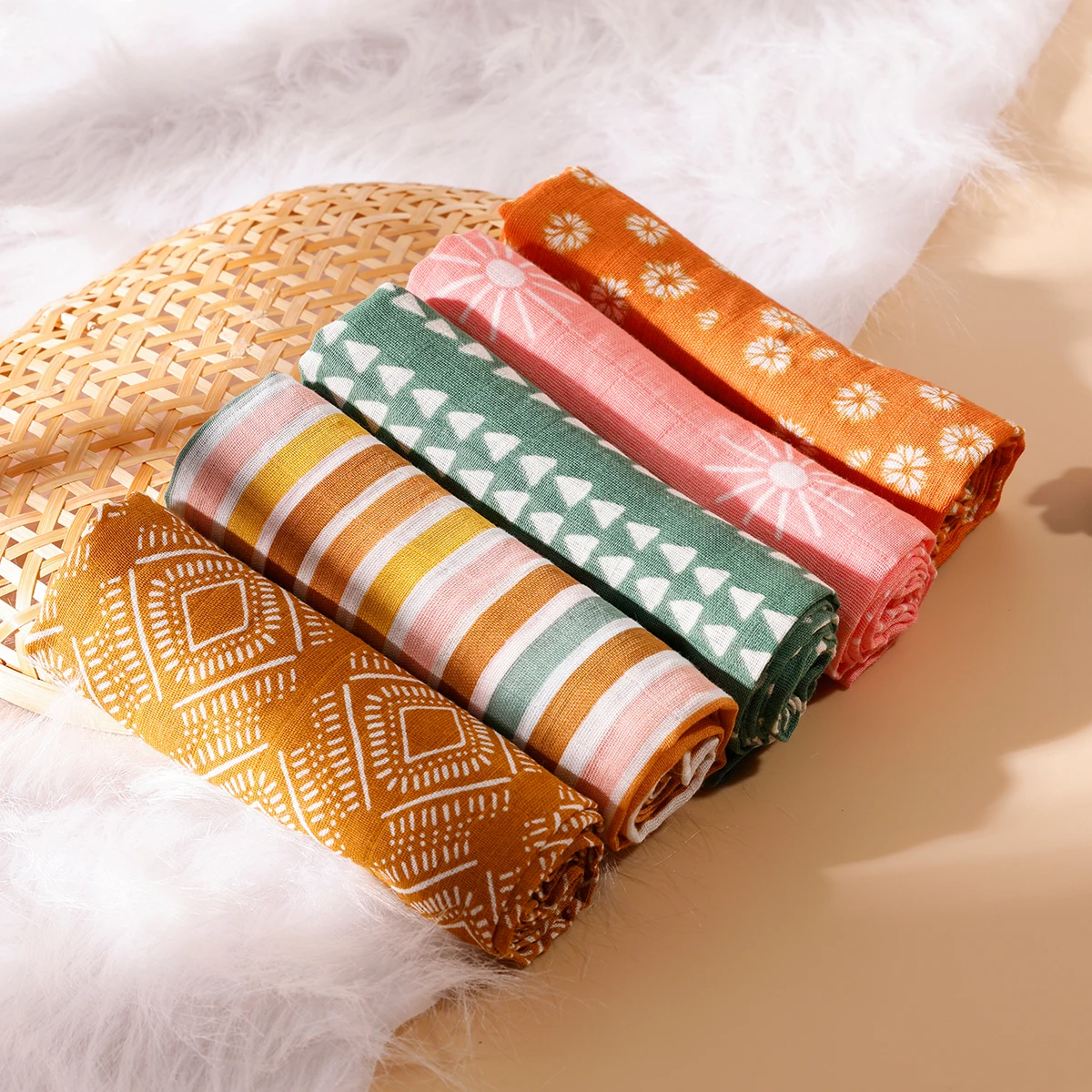 HappyFlute Fashion Print 5Pcs/set 60*60CM Soft Muslin Swaddle Feeding Burp Cloth Newborn Cotton Baby Face&Hand Wash Wipe muslin burp cloth muslin feeding towel