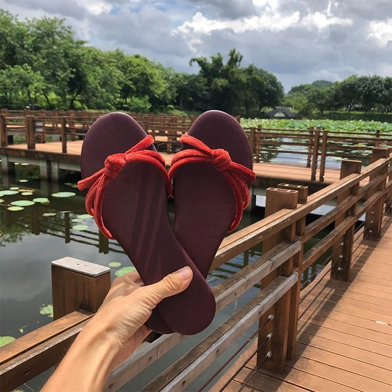 

2022 Summer New Niche Knotted Soft Leather Sandals Comfortable All-match Minimalist Flat Suede Red Slippers Women