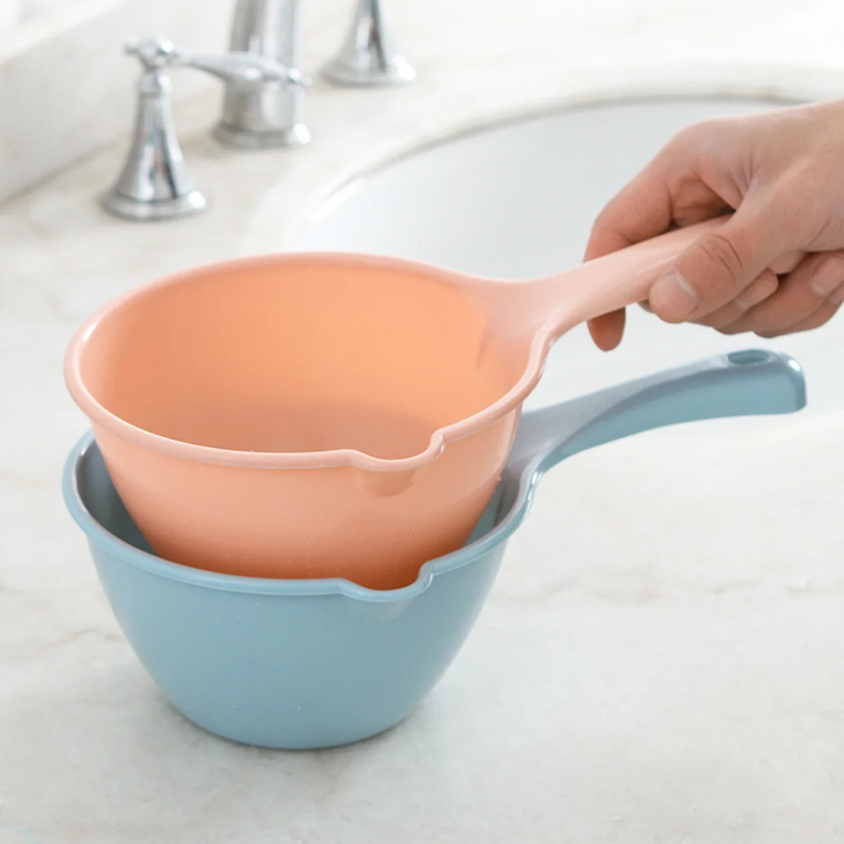 1Pc Shampoo Spoons Water Cup Bath Water Scoop Shampoo Japanese Water Ladle Plastic Water Dipper Water Ladle Home Water Bag