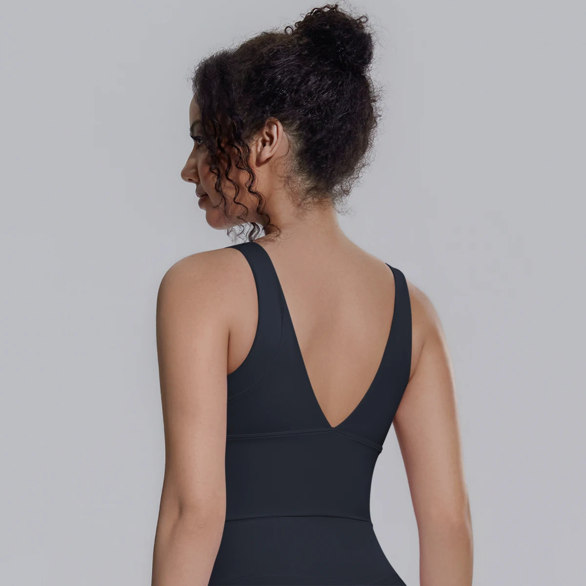 New Backless Yoga Vest for Woman Yoga Underwear with Chest Pad Summer Breathable Workout Top Running Shockproof Sports Bra