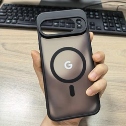 Magnetic Charging Matte Clear TPU Shockproof Phone Case with Translucent Frosted Design for Matte Black (Pixel 10Pro XL)