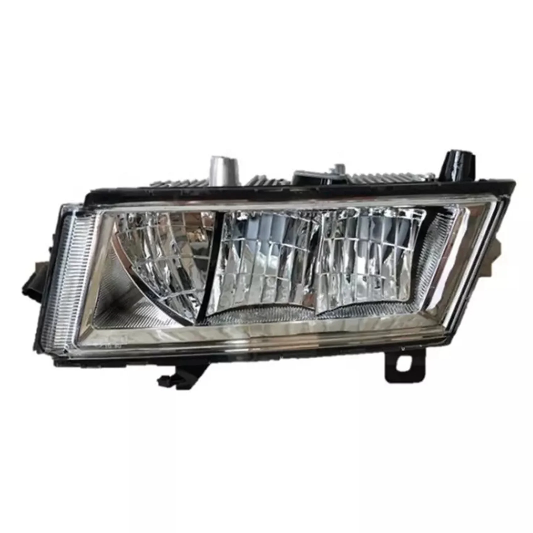

Front Left 24V LED Fog Lamp Clearance Lights for Scania R650 G500 S730 S500 P500 Truck 2552717 2552714 L