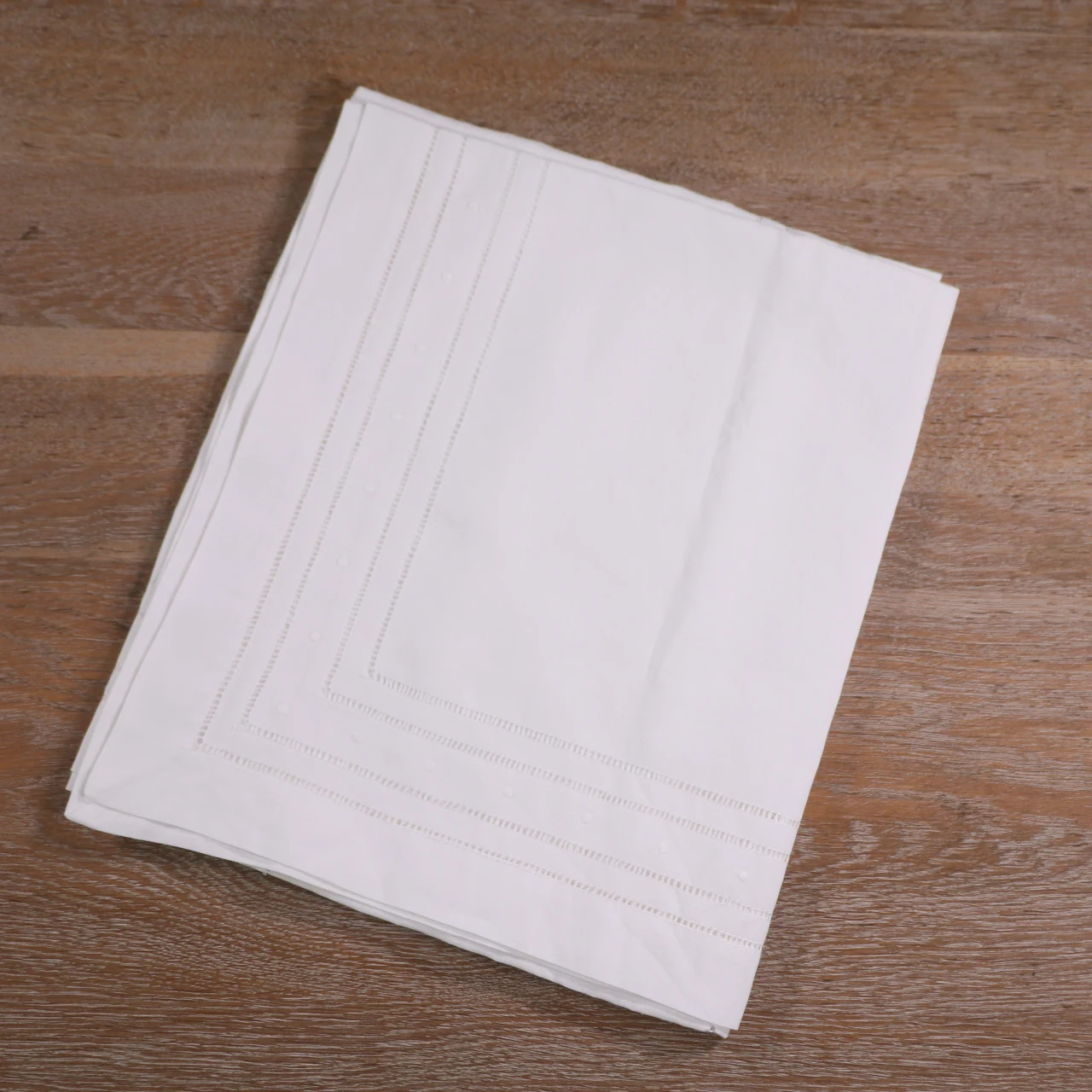 TC008 White 1 piece Ramie 40“x62" Tablecloth hand Embroidery dot drawn