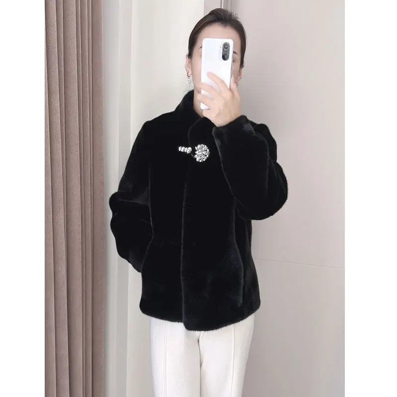 Fur Women's Golden Mink Jacket, Synthetic Fur Integrated Thickening, Warm Fashionable Top, 2024 Winter New Overcoat Short Styles