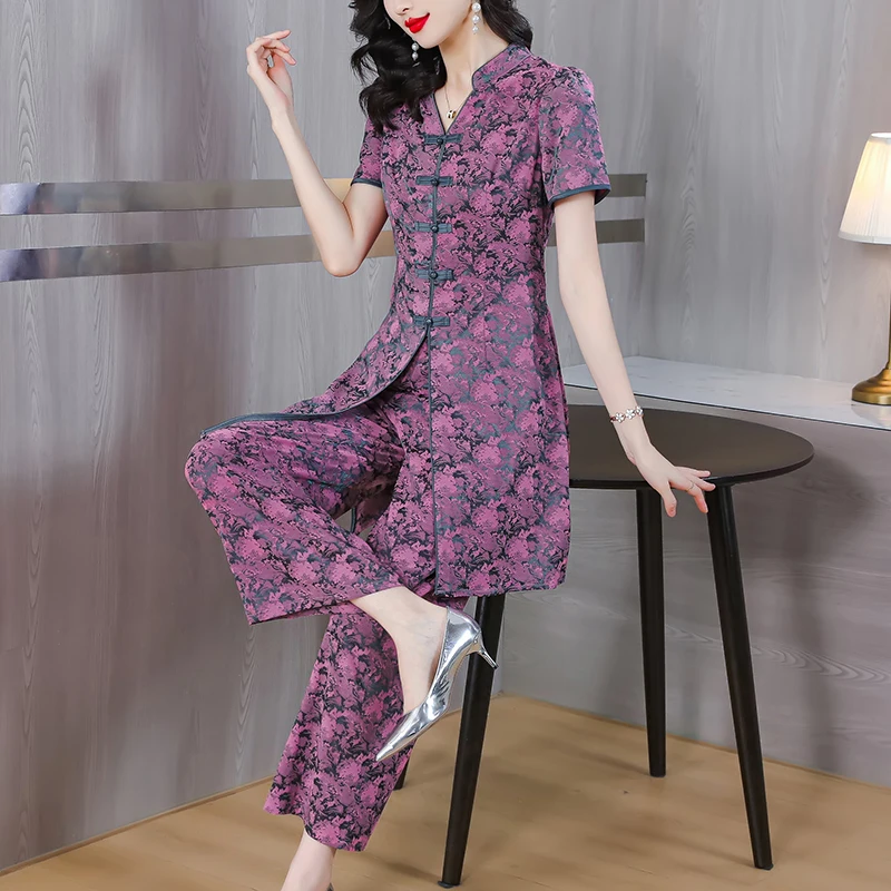 

2023 New Purple Silk Flower Printed Short sleeved T-shirt and Pants Two piece Set for Women's Chinese V-neck Loose Slimming Set