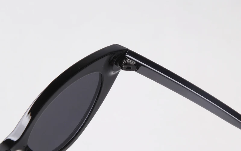 SORVINO Vintage Cat Eye Triangle Rivet Sunglasses Retro Trendy Small Frame Olive Green Sun Glasses Fashion Summer Eyewear UV400
