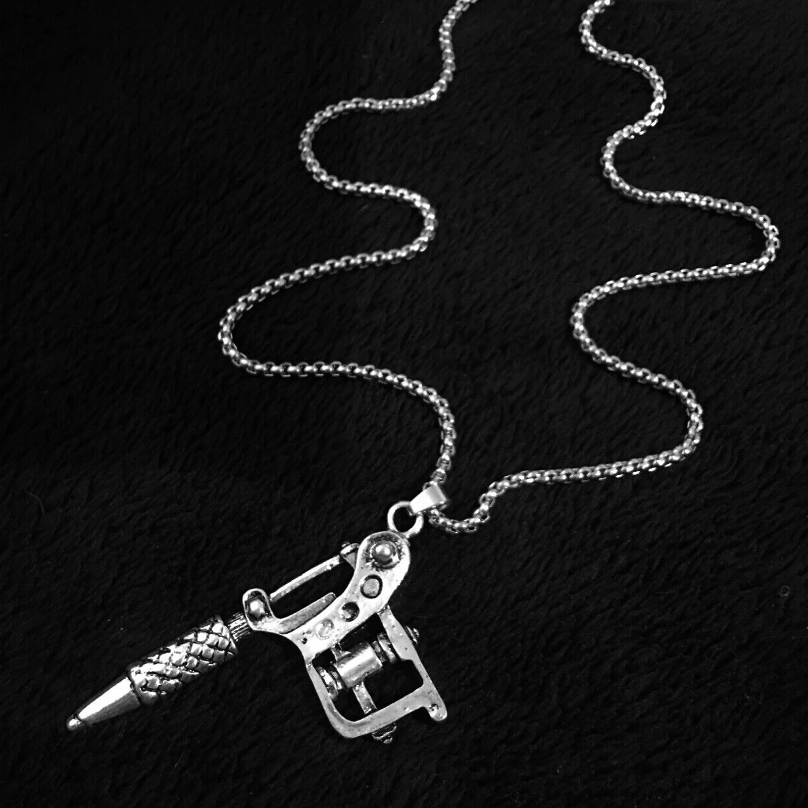 Unisex Tattoo Machine Stainless Steel Pendant Necklace Vintage Tattoo Artist Fashion Jewelry Accessories Gifts