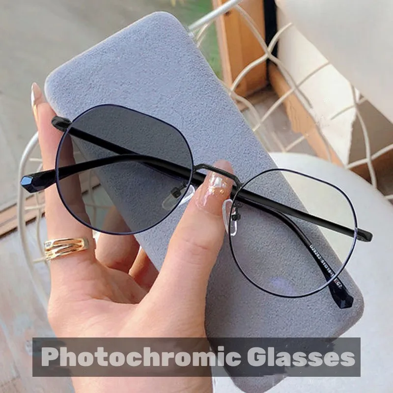 Fashion Design Photochromic Glasses Men Women Luxury Anti Blue Light
