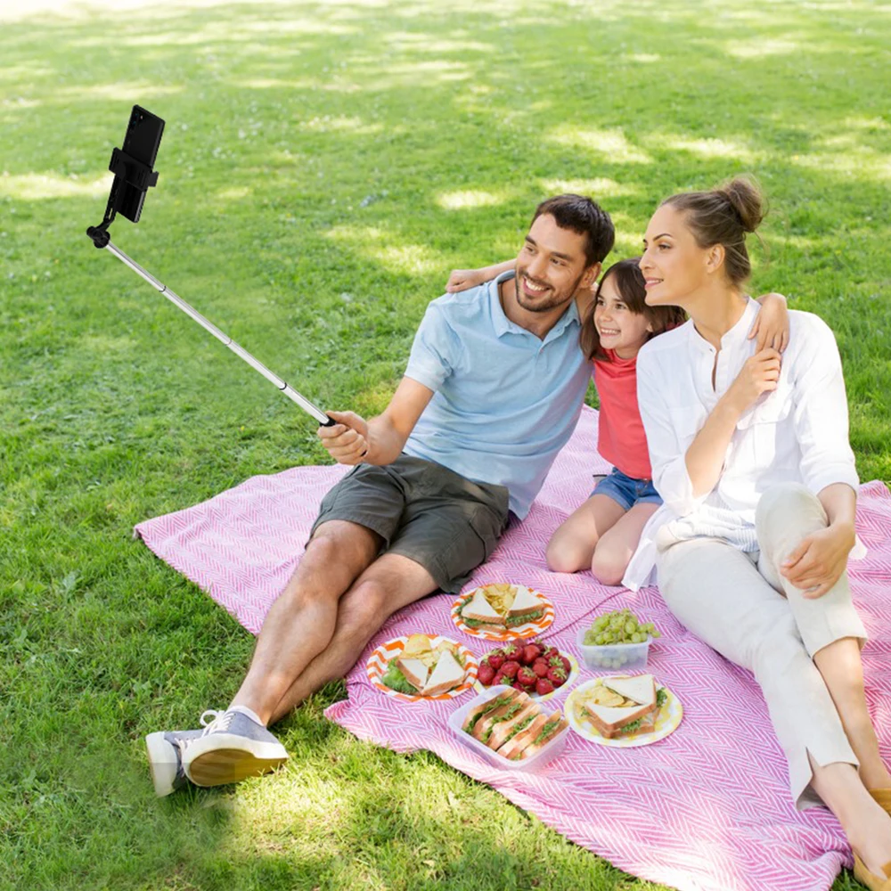 Selfie Stick Wireless Tripod Stand With Bluetooth Compatible Remote Control Foldable Handheld Selfie Stick for Desktop Tripod