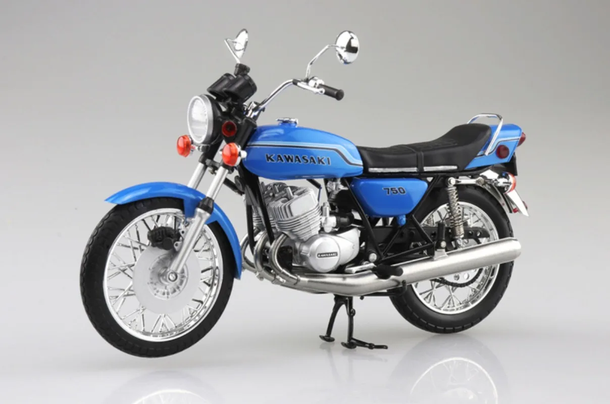 Diecast 1/12 Size Kawasaki 750SS Alloy Motorcycle Model 750SS MACH