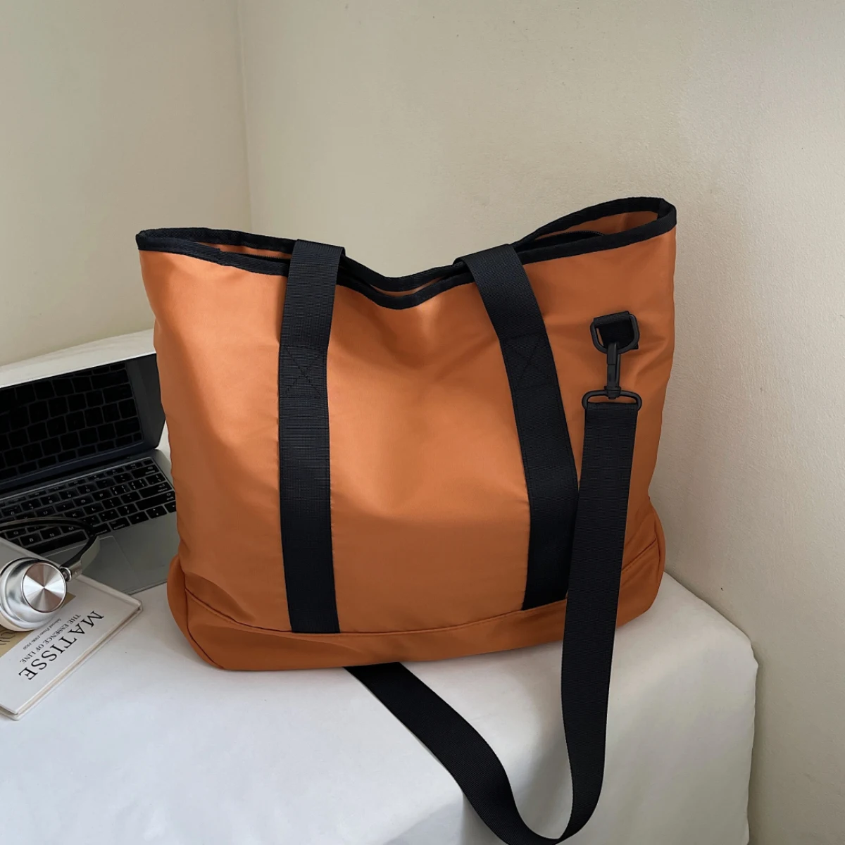 Tote Bag Large Capacity Women's Commuter College Student Class Shoulder Bag 2025 New Style High-End Lightweight Canvas Bag Travel Luggage Bag