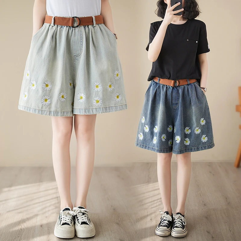 

8368 Summer Artistic Style Daisy Embroidery Distressed Denim Shorts For Women Wide Leg Loose Casual Soft Half Pants Female Jeans