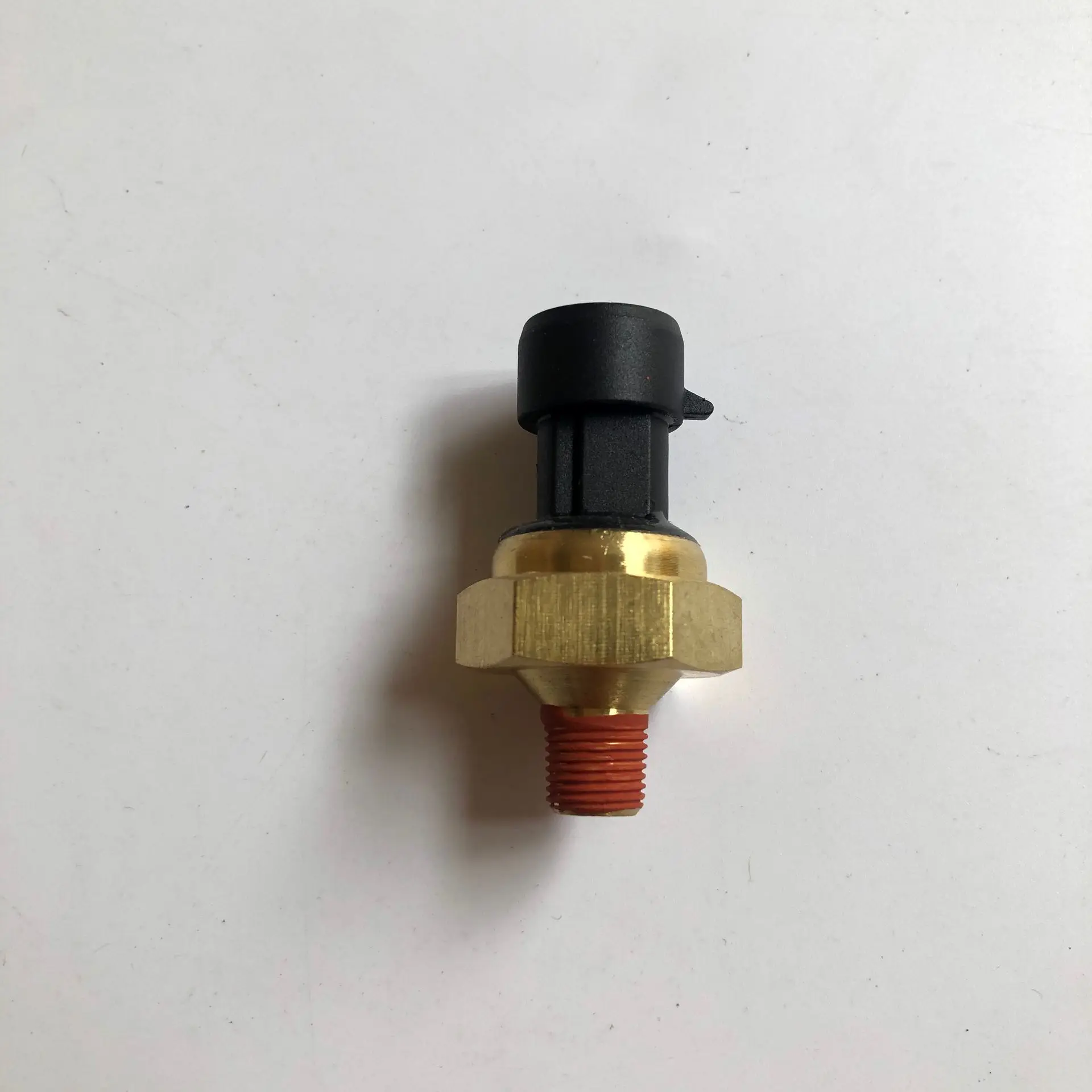 

7321588 Pressure Sensor 6697920 for Bobcat Skid Steer Loader A300 A770 S130 S150 Track T140 T180 T190 T200 T250 T300 T320