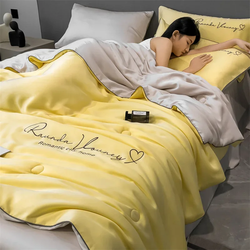 Grade A Washable Ice Silk Summer Quilt Set or 1 Pcs Quilt Skin-friendly  Air Conditioning Embroidered Comforter Summer Blanket