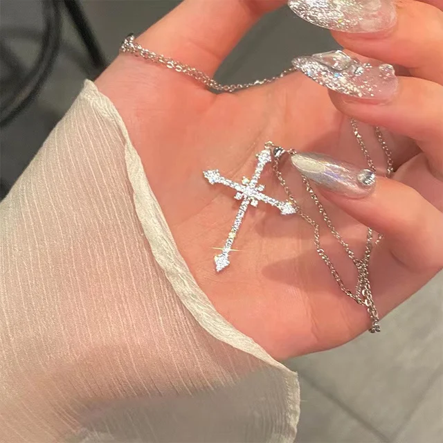 New Fashion Trend Unique Design Delicate Zircon Cross Pendant Necklace for Men and Women Couples Jewelry Party Premium Gifts 5