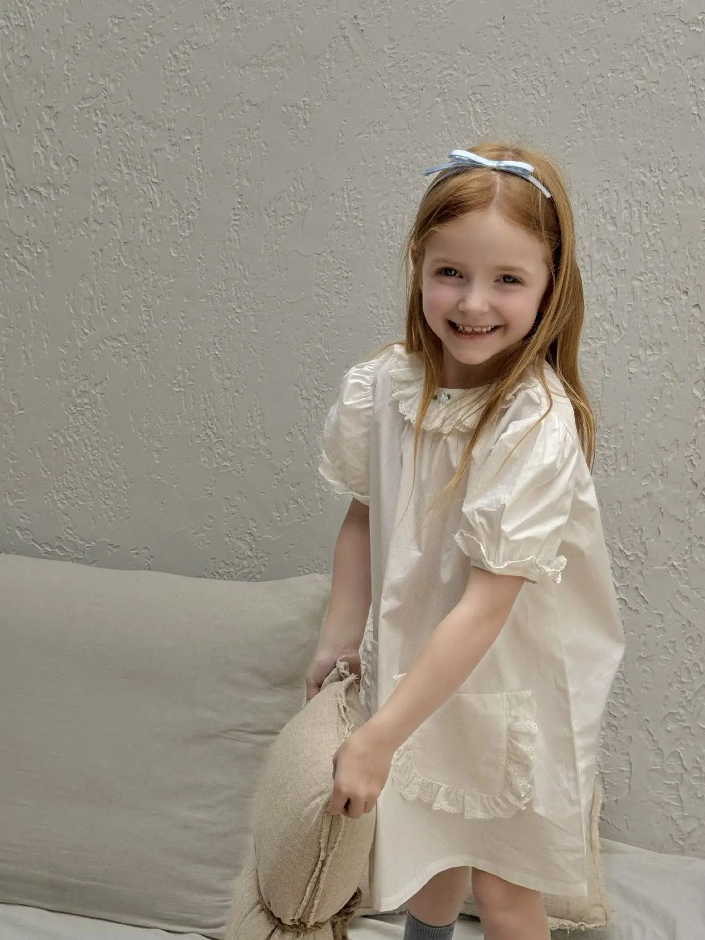 

Платье для девочек, Новинка лета 2024, корейский кружевной воротник для маленьких девочек, белое платье принцессы, милое детское платье