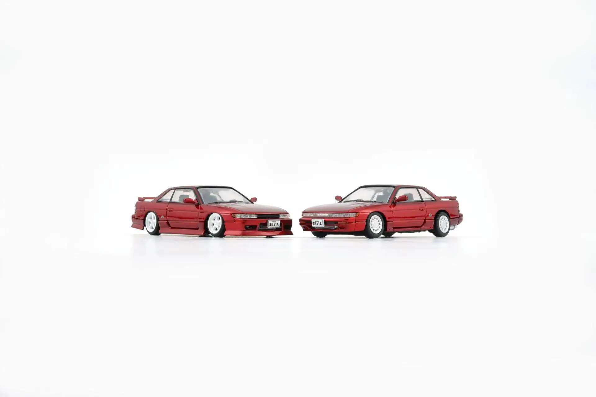 

BM Creation1:64 Nissan Silvia S13 Metal red band accessory alloy model
