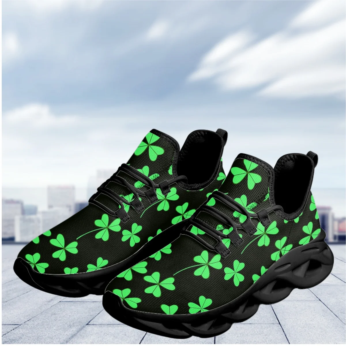 

St. Patrick's Day Shamrock Design Cool Platform Shoes Comfortable Breathable Vulcanized Shoes Fashion Casual Ladies Sneakers