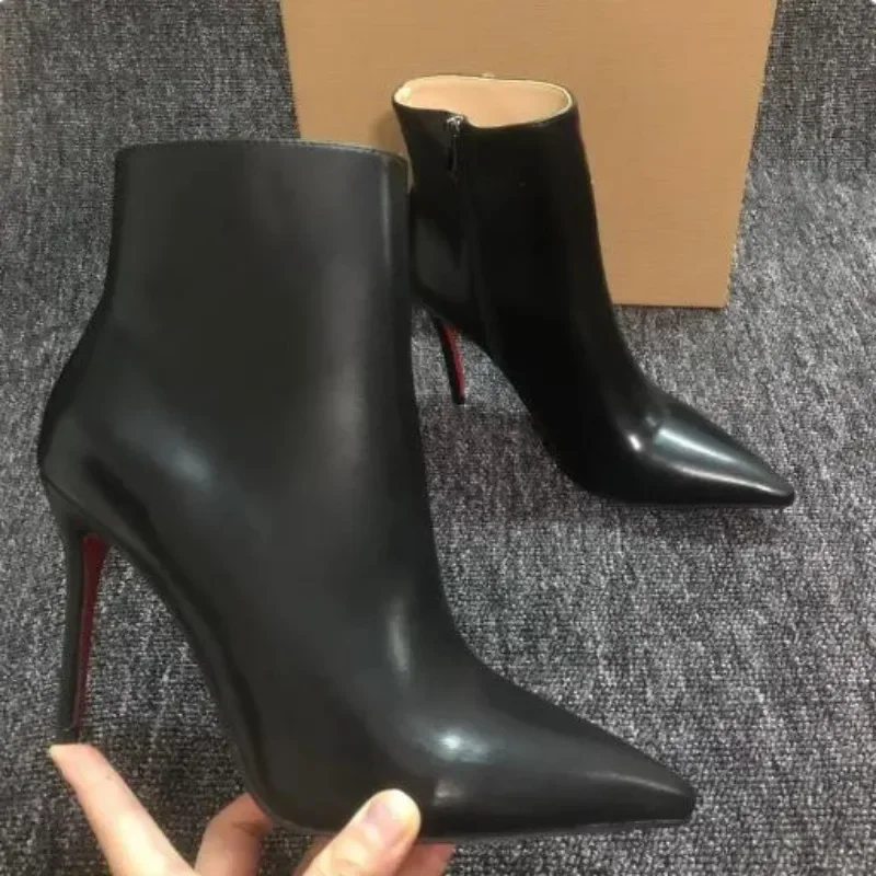

Luxury Top Quality Womens Red Bottoms Boots Sexy Pointed Toes High Heels Fashion Ladies Retro Designer High Heel Ankle Boots