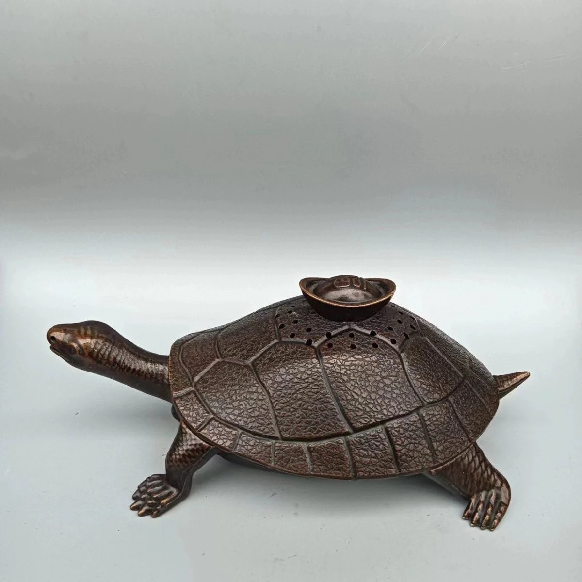 

Fuzi Yuanbao Turtle Sandalwood Incense Stove Fuxiang Household Tea Ceremony Table Purple Copper Ware