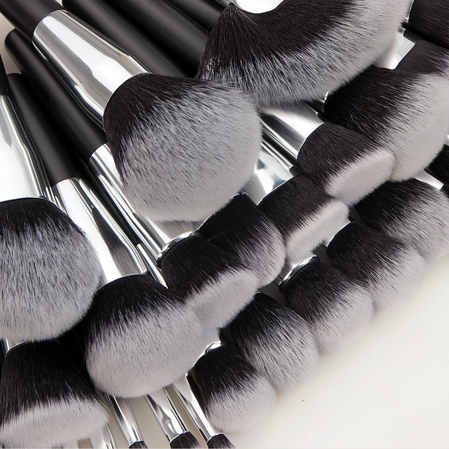 40Pcs Makeup Brushes Set Image 7