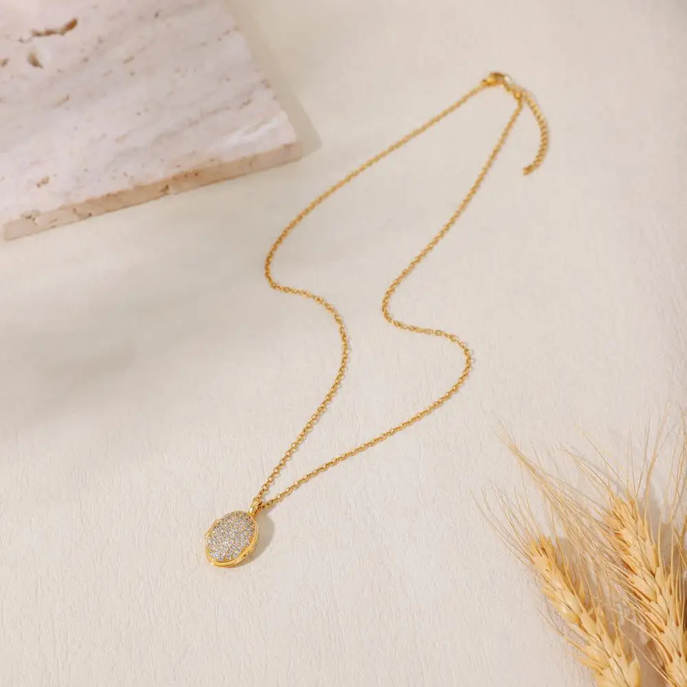 Elliptical Inlaid Zircon Photo Frame Album Pendant Necklace Openable Star Shiny Crystal Gold Color Metal Chain Choker Jewelry