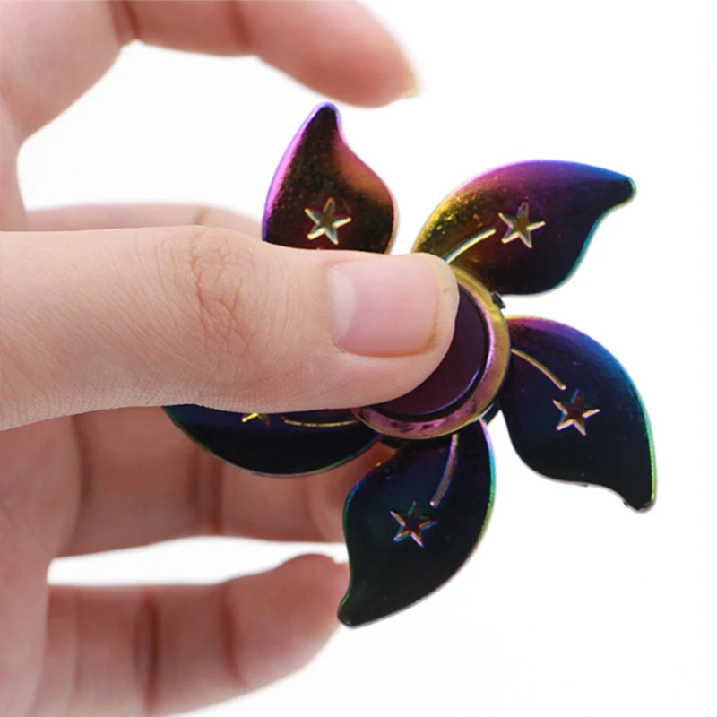 2022 New Dazzle Colorful Fidget Spinner Zinc Alloy Finger Spinner Metal Decompression Toy Exercise Finger Degree of Flexibility