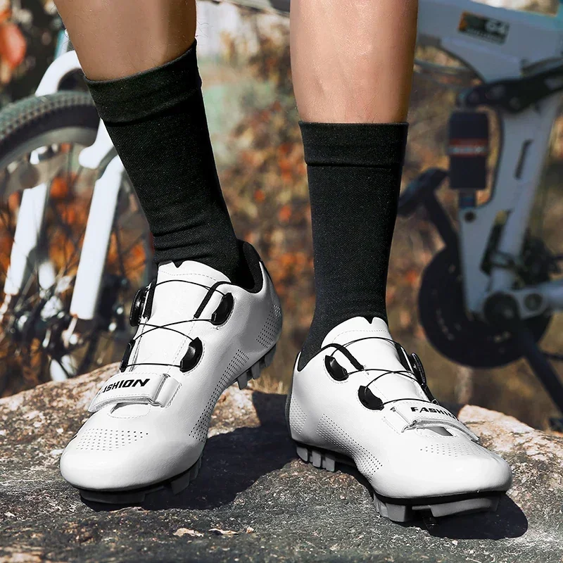 Mountain Bike Shoes Men SDEQA Cycling Shoes For Men Women Road - Main Image