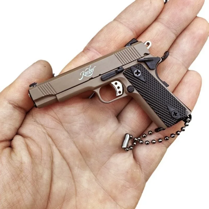 Toy Guns Mini Metal Gun model Scale 1:3 1911Model Mini Keychain Metal Model Toy Gun Game Toy Children's Simulation Pistol Gift