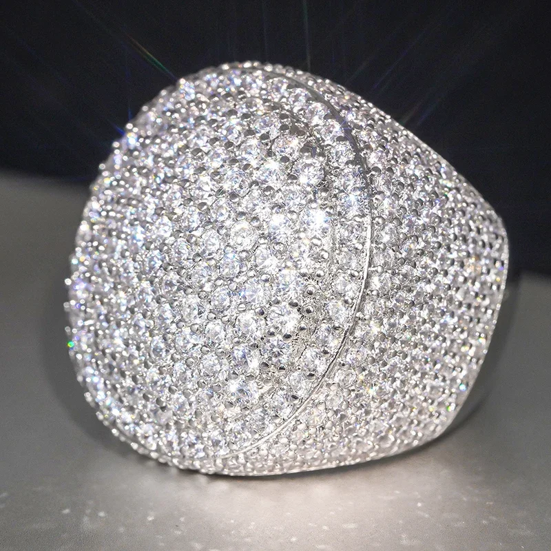 Huitan Damenring mit geometrischem Design für Hochzeit, Verlobung, luxuriöser, voll glänzender CZ-Party-Mode-Accessoires, charmanter Damenschmuck – Detail 4