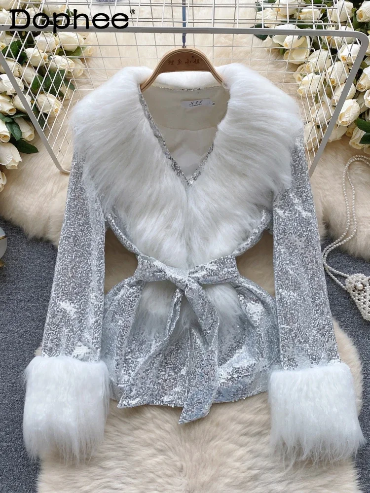 

Женская осенне-зимняя куртка со шнуровкой и воротником из искусственного меха