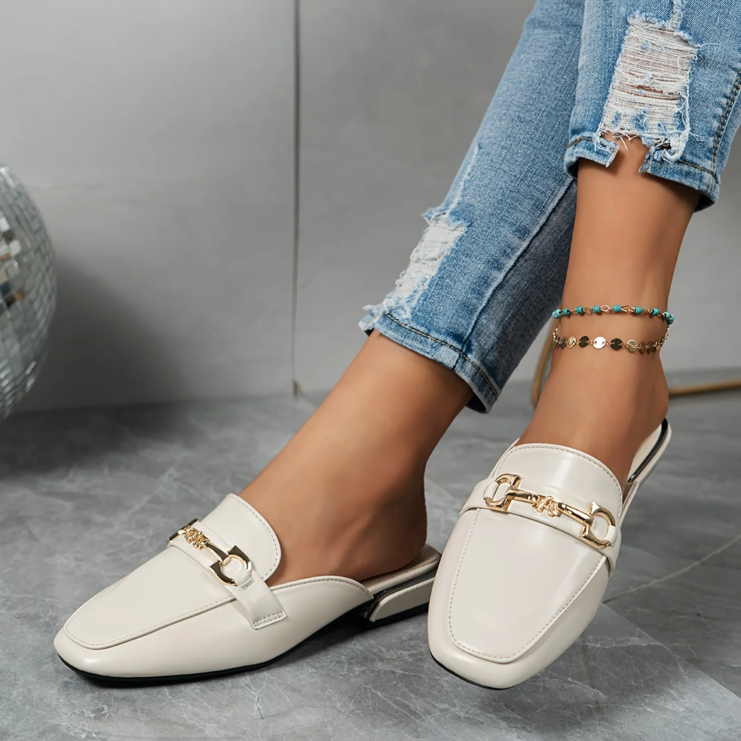 Elegant Women's Metallic Buckle Decor Flat Mules for Stylish Ladies, Slip On Square Toe Shoes with Comfortable Fit and Modern St