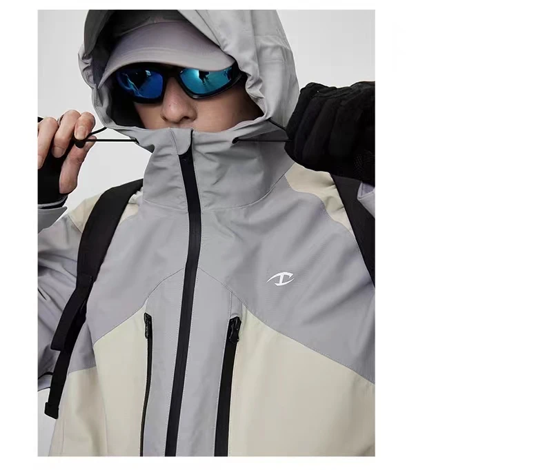 C   23aw sstaGray white assault jacket dwr coating multiple pockets carrying system techwear gorpcore aesthetic