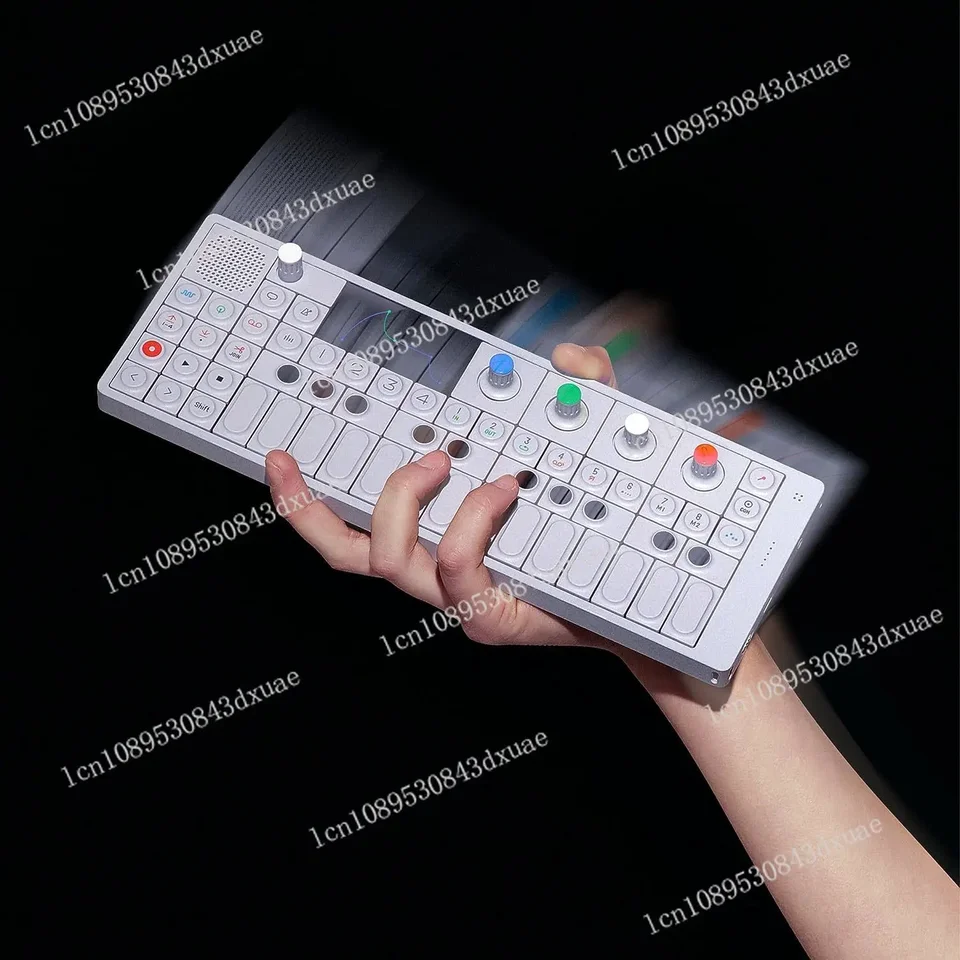 Spot Teenage Engineering OP-1Field Synthesizer, Sampler OPZ