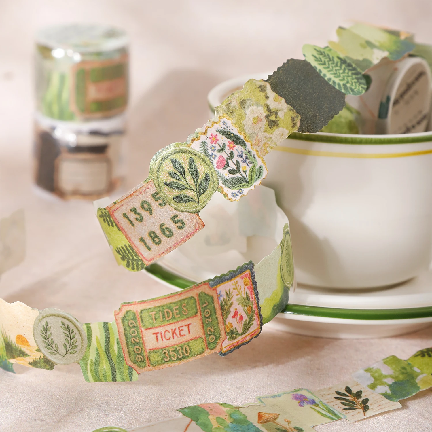 Nastro Washi Vintage Serie Little Forest con Motivi Floreali e Paesaggistici, Materiale Creativo per DIY, Collage e Cancelleria - immagine 3