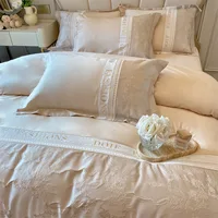 Ensemble de quatre pièces en coton léger et luxueux 60, housse de couette haut de gamme, drap de lit, matelas, literie 4